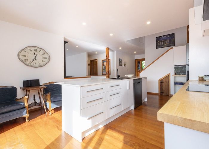  at 156 Piha Road, Piha, Waitakere City, Auckland