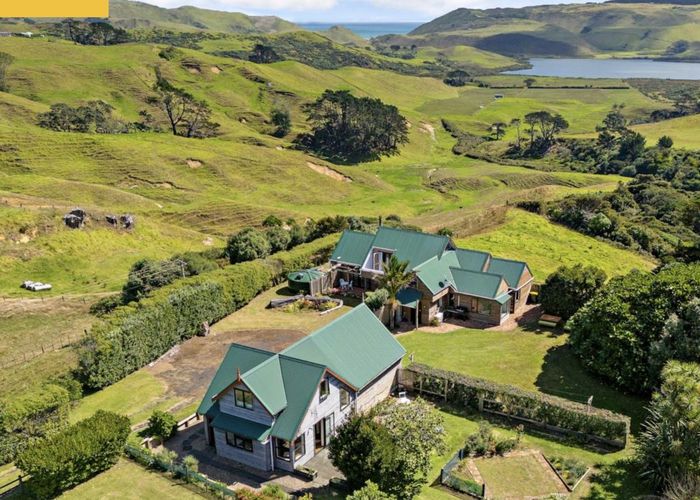  at 1215 Kohekohe Karioitahi Road, Pollok, Pollok