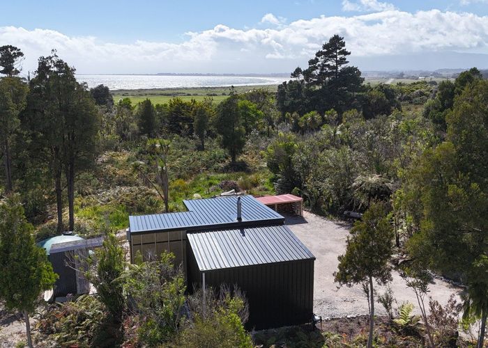  at 898 Cape Foulwind Road, Cape Foulwind, Buller, West Coast