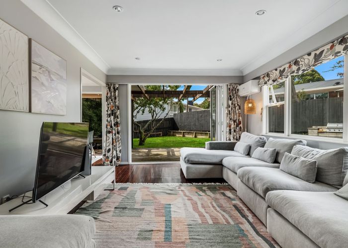  at 10 Awaroa Road, Sunnyvale, Waitakere City, Auckland