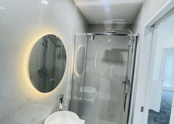  at 5/156 (*) coxhead road, Wattle Downs, Manukau City, Auckland