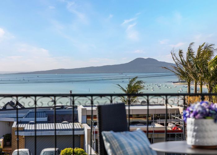  at 24 Takutai Avenue, Bucklands Beach, Manukau City, Auckland