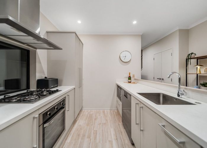  at 38 Matairangi Avenue, Totara Heights, Auckland