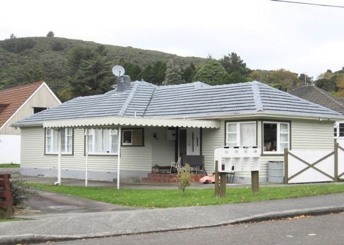  at 3a Kopara Grove, Stokes Valley, Lower Hutt, Wellington