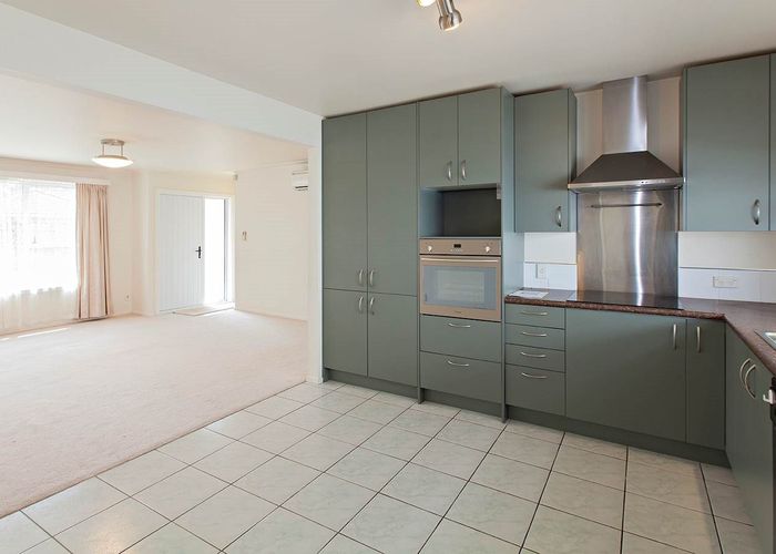  at 2/84 Trafalgar Street, Onehunga, Auckland