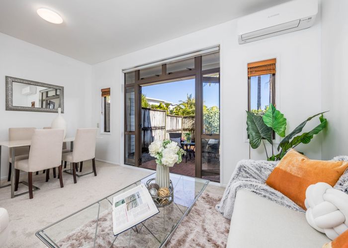  at 99/92 Bush Road, Albany, North Shore City, Auckland