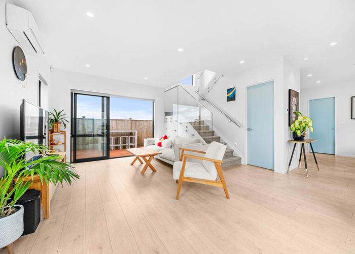  at 4 Possum Lane, Hobsonville, Waitakere City, Auckland
