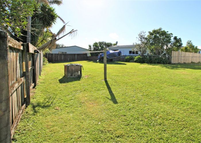  at 5B Moray Place, Whiritoa, Waihi