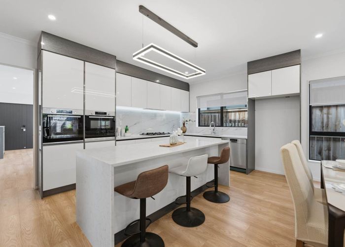  at 16 Hermes Road, Flat Bush, Manukau City, Auckland