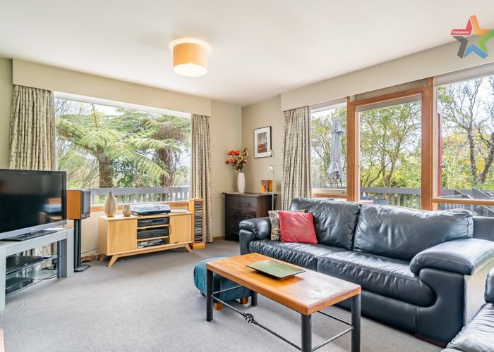  at 98B Manuka Street, Stokes Valley, Lower Hutt