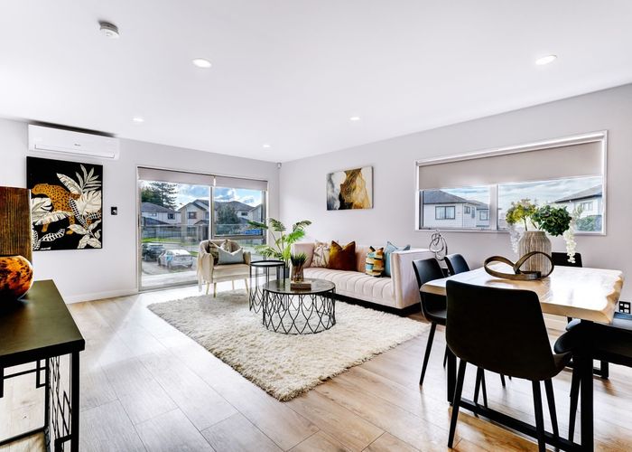  at 4 Meritage Lane, Te Atatu South, Waitakere City, Auckland