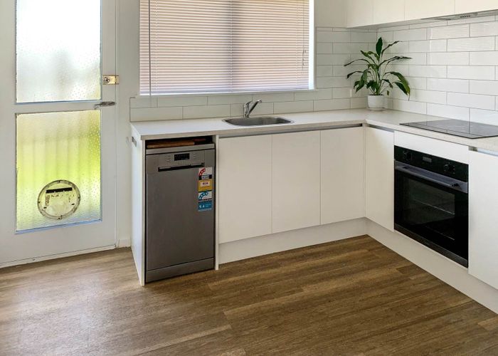  at 11/9 Mountain Road, Mount Wellington, Auckland City, Auckland