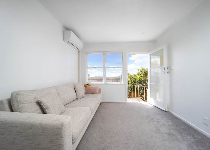  at 3/182 Carrington Road, Mount Albert, Auckland City, Auckland