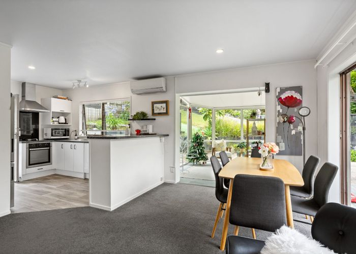  at 2/43 Seaton Road, Murrays Bay, North Shore City, Auckland