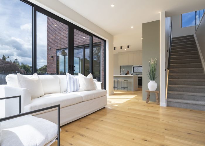  at 1 Weetman Drive, Browns Bay, North Shore City, Auckland