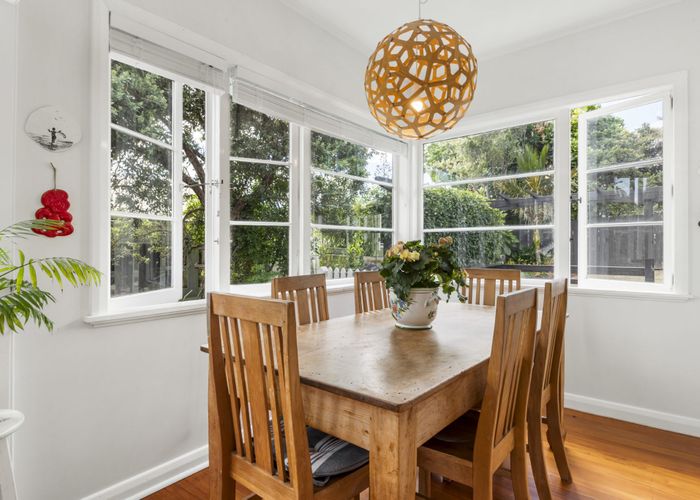  at 18 Cautley Street, Devonport, North Shore City, Auckland