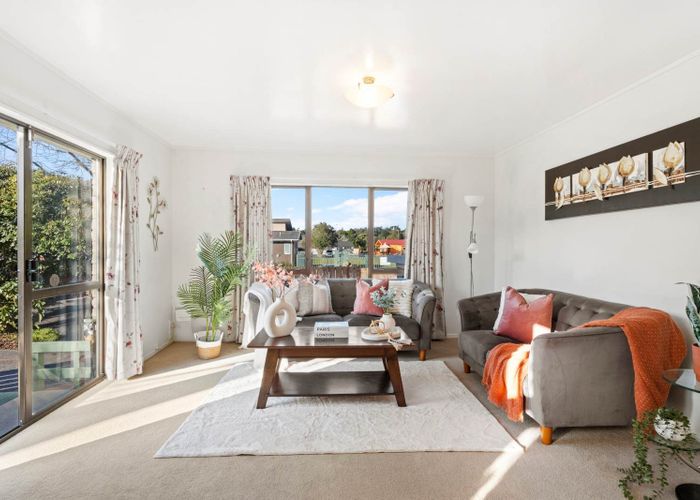  at 2/60 Beach Road, Papakura, Papakura, Auckland