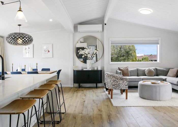  at 4 Kathleen Place, Rainbow Point, Taupo