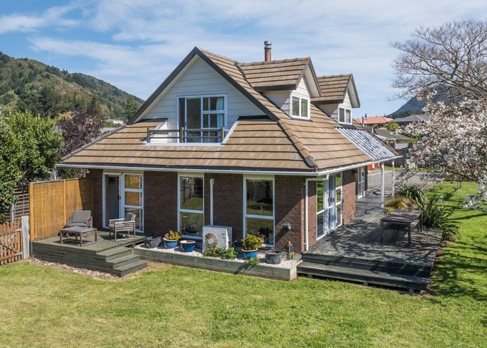  at 10A Huia Street, Waikawa, Picton