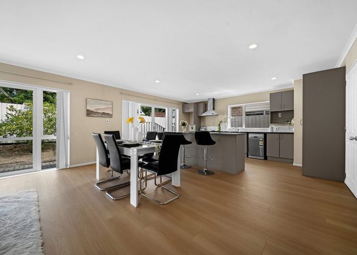  at 32 Maypark Crescent, Flat Bush, Manukau City, Auckland