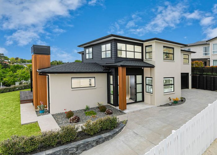  at 19 Pounamu Avenue, Greenhithe, Auckland