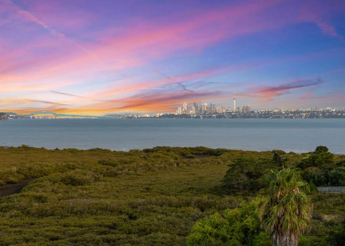  at 42 Rewarewa Road, Te Atatu Peninsula, Waitakere City, Auckland