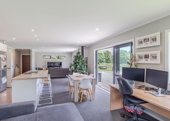  at 12 Faydon Close, Ohau, Levin