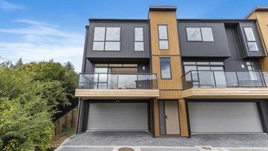  at 15 Timo Way, Flat Bush, Auckland