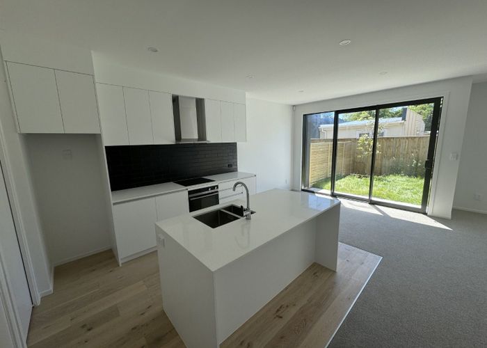  at 11 Houhere Close, Albany, Auckland