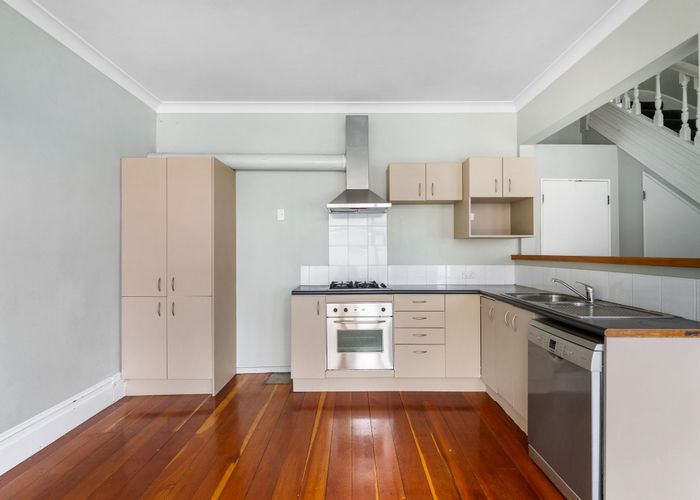  at 17 Home Street, Mount Victoria, Wellington, Wellington