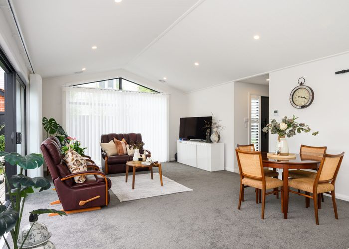  at 70 Slacks Road, Awapuni, Palmerston North