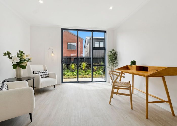  at 15 Te Tihi Street, Manukau, Manukau City, Auckland