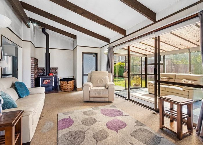  at 15 Jacaranda Place, Parklands, Christchurch City, Canterbury