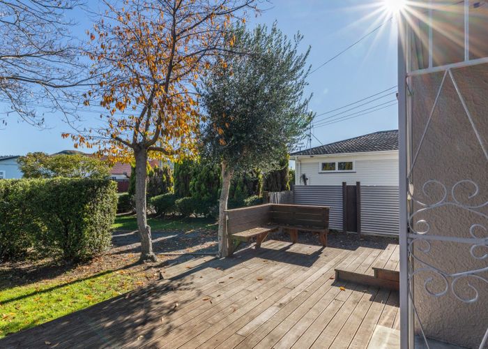  at 33 Avondale Road, Taradale, Napier, Hawke's Bay
