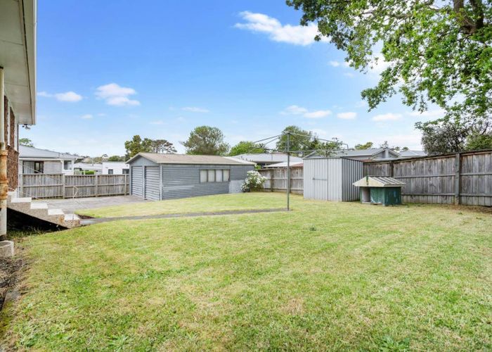  at 4 Justin Place, Te Atatu Peninsula, Waitakere City, Auckland