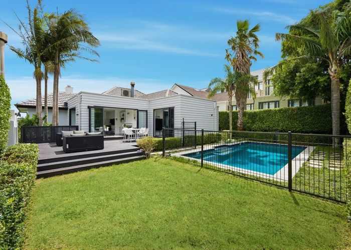  at 6 Rewiti Street, Orakei, Auckland