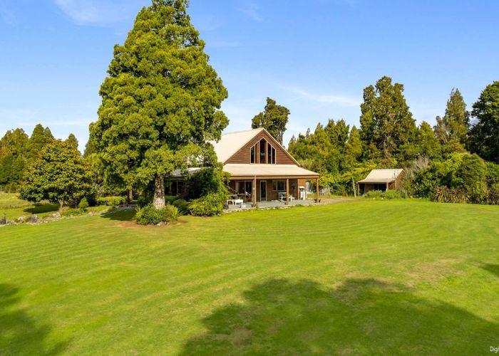  at 1190 Old Christchurch Road, Awatuna