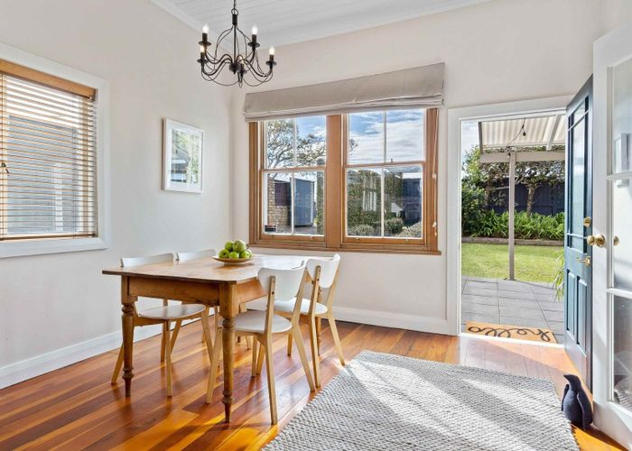  at 229 Eskdale Road, Birkenhead, Auckland