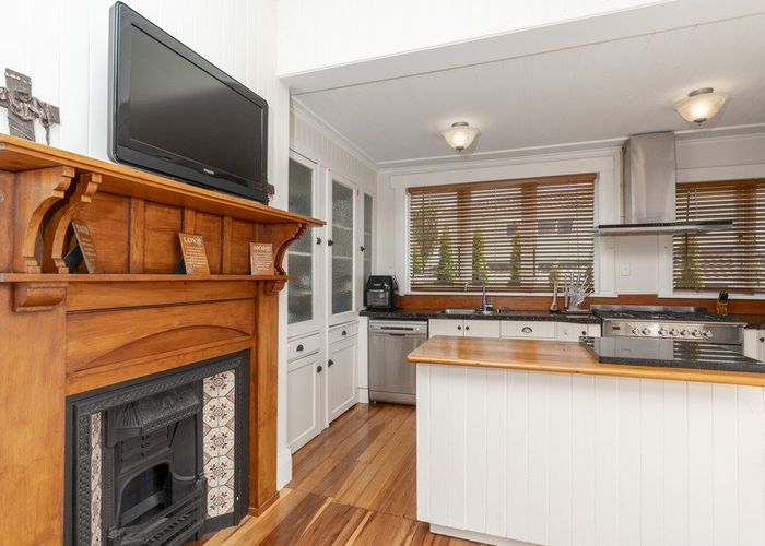  at 64A Storey Avenue, Forest Lake, Hamilton