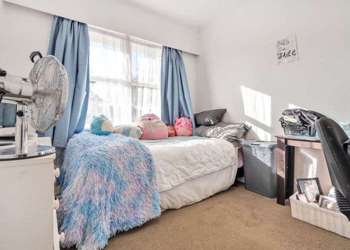  at 11 Leong Avenue, Dinsdale, Hamilton, Waikato