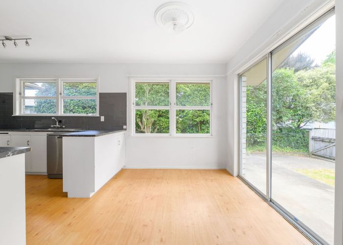  at 23 Joanna Place, Deanwell, Hamilton