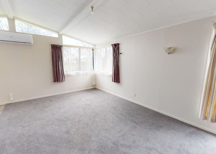  at 16 Motuoapa Place, Kelvin Grove, Palmerston North