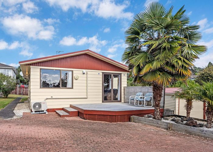  at 12 Pisces Road, Glen Eden, Waitakere City, Auckland