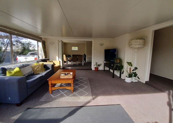  at 6 Bourne Crescent, Papanui, Christchurch City, Canterbury