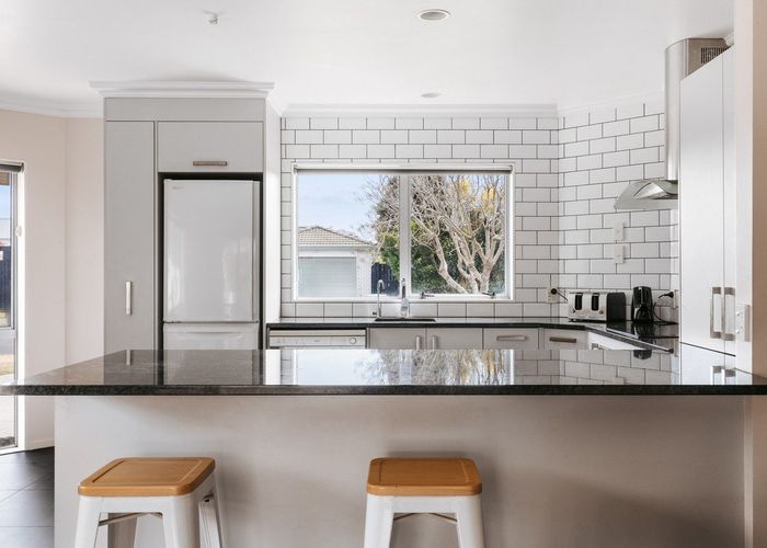  at 10 Webb Place, Papamoa Beach, Papamoa