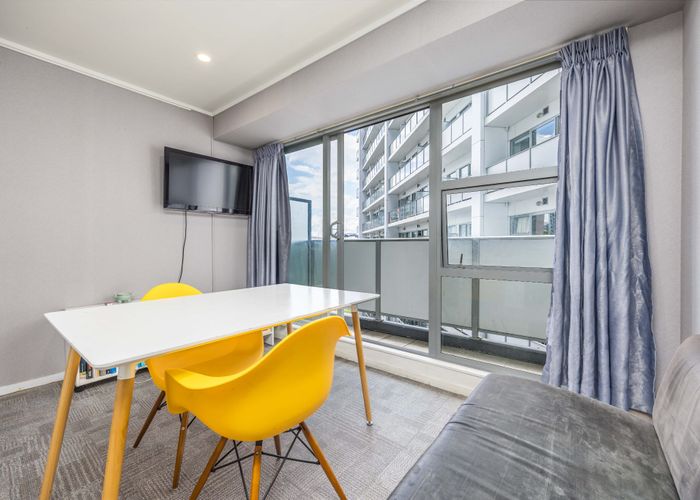  at 612/430 Queen Street, Auckland Central, Auckland