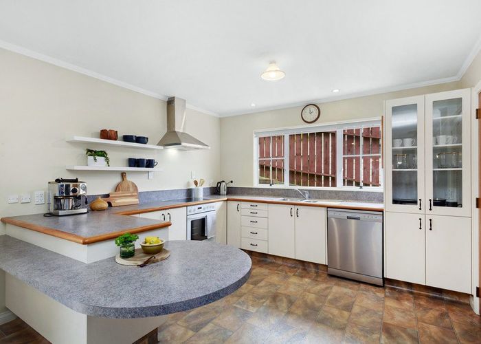  at 16 Mossburn Grove, Kelson, Lower Hutt, Wellington