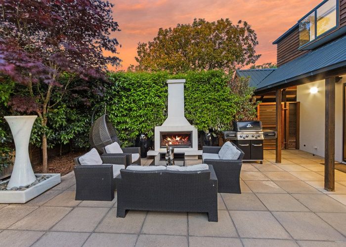  at 7 Glandovey Road, Fendalton, Christchurch City, Canterbury