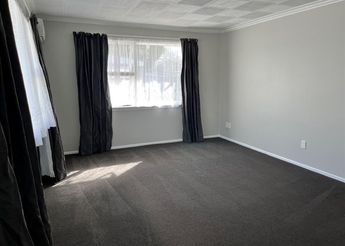  at 2/4 Upland Road, Hoon Hay, Christchurch