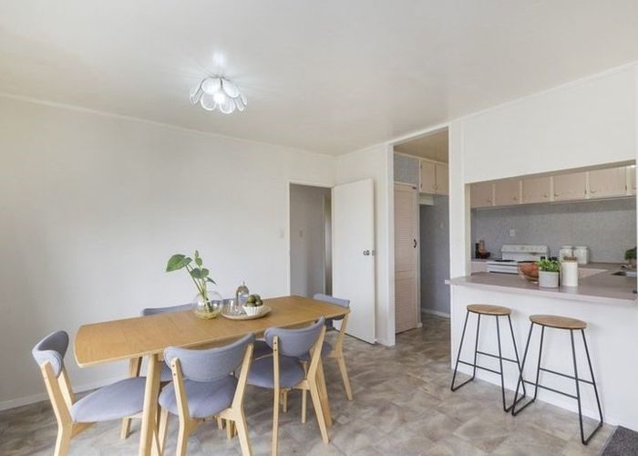  at 14 Meadowbrook Drive, Cloverlea, Palmerston North
